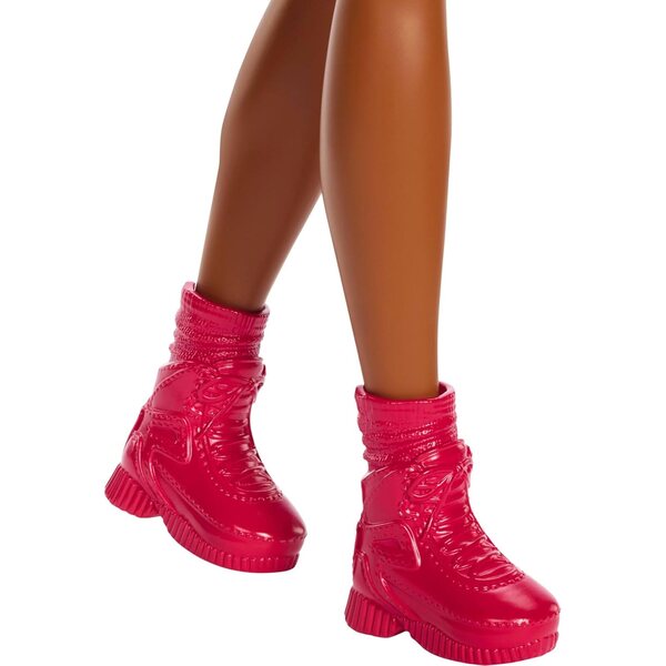 Barbie Brooklyn Outdoor Fashion mit Campingzubehör und Hund, Abenteuerspaß