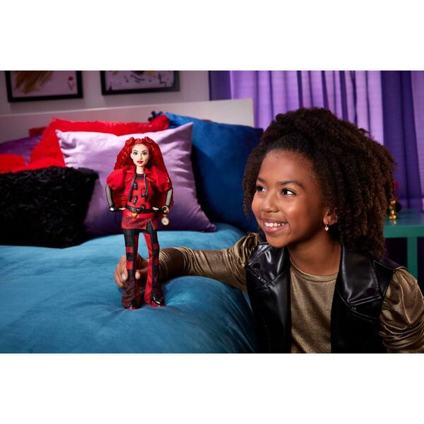 Mattel Disney Descendants 4 Rote Puppe mit Kleidung und Accessoires, inspiriert vom Film