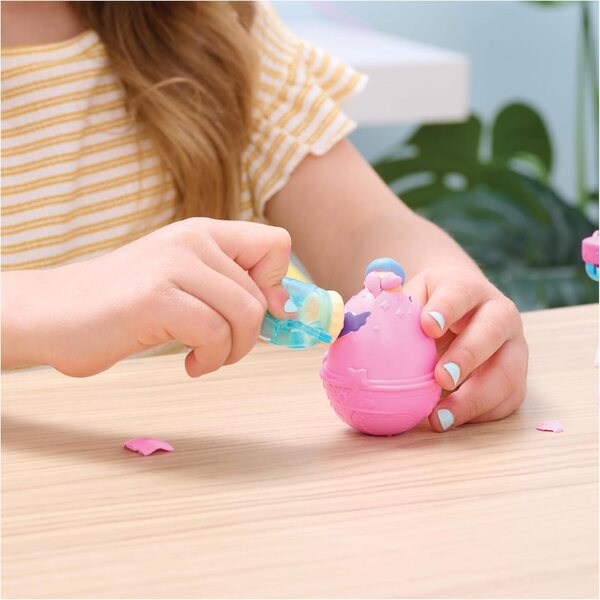 Hatchimals Alive Set mit Doppelhochstuhl, 2 magischen Eiern und Zubehör für Kinder ab 3 Jahren
