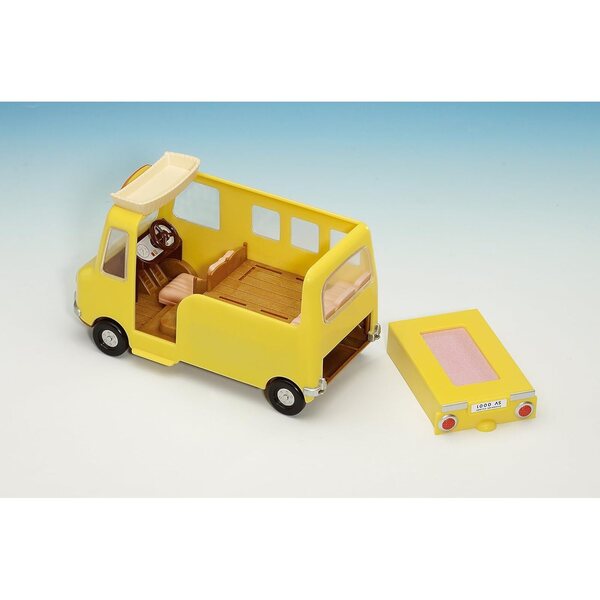 Sylvanian Families 2634 Kindergarten Bus con accessori e tavolo picnic