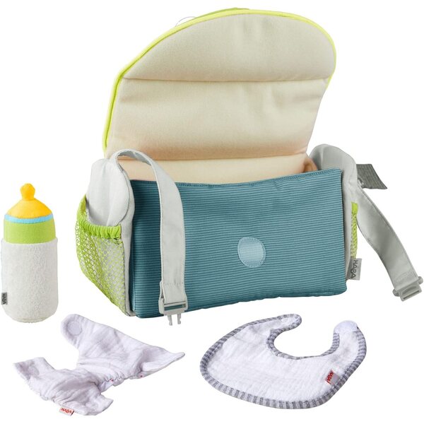 HABA Wickeltasche Sommerwiese für Puppen mit Zubehör, 4-teiliges waschbares Set