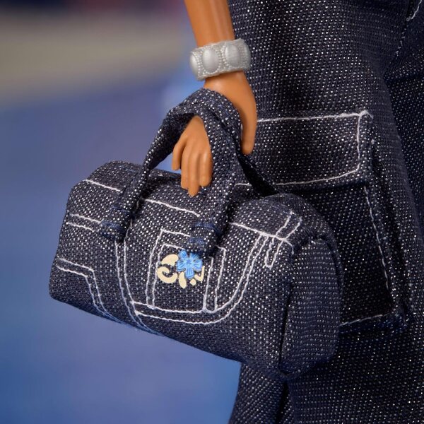 Barbie Signature My Scene Madison mit Y2K-Outfit, Cargo-Jeans und Modeaccessoires