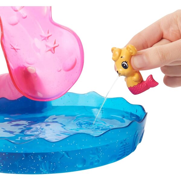 Barbie Dreamtopia Chelsea Water Lagoon Spielset mit Puppe, Pool und Schaukel für 3–7 Jahre