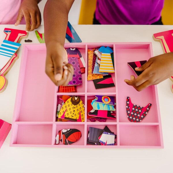 Puzzle in Legno Melissa & Doug 56 Pezzi con 2 Bambole e Vestiti Magnetici