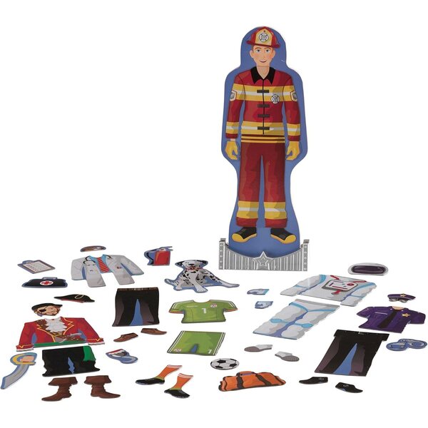 KidKraft Brady Magnetpuppe mit 43 Accessoires und Kleidungsfarben