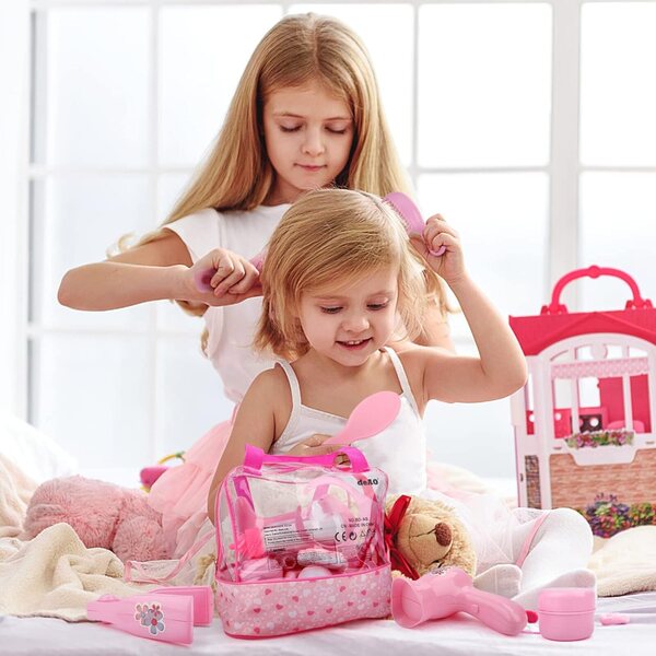 Set 40 Accessori per Bambole deAO con Vestiti, Cibo, Peluche e Giochi da Bagno