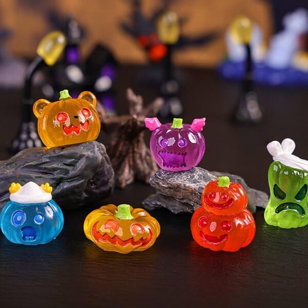 FACULX Set 17 decorazioni Halloween mini fosforescenti con fantasmi e zucche in resina