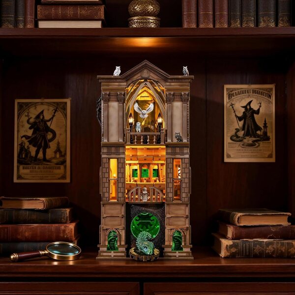 Book Nook Magic Kit NookMaster: Casa Miniatura DIY con LED, Puzzle 3D in Legno