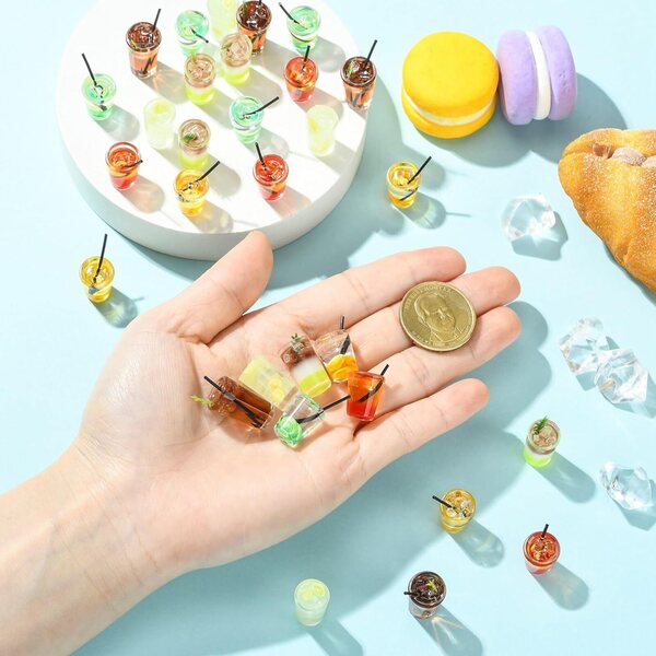 Set 30 Mini Figurine in Resina 3D Bevande Ghiacciate 6 Stili per Decorazioni Creative