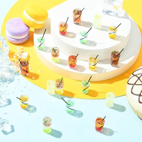 Set 30 Mini Figurine in Resina 3D Bevande Ghiacciate 6 Stili per Decorazioni Creative