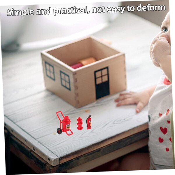 Miniature estintore rosso per decorazione casa di bambole 4,5x3x2,5 cm KOMBIUDA