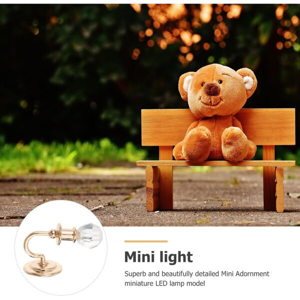 Mini-Wandlampen 1:12 OSALADI – Set mit 2 Lichtern für Puppenhaus aus goldenem Metall