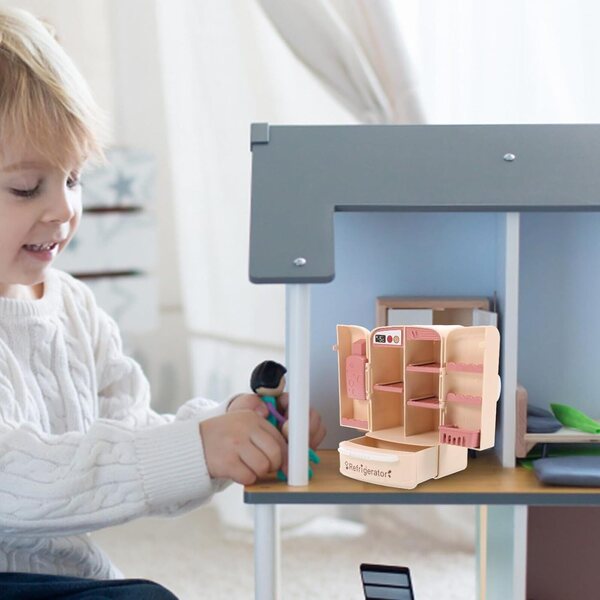 Beiger Mini-Spielzeugkühlschrank für Puppenhäuser, kleines dekoratives Gerät