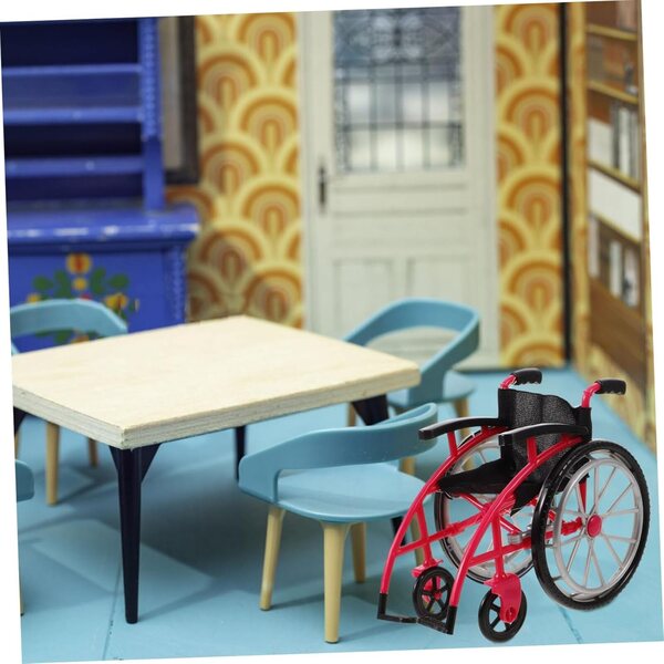 Mini realistischer rosa Fauteuil und Béquille für Puppenhaus – Miniaturdekoration