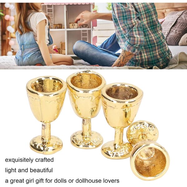 Mini Calici Champagne in Lega di Alta Qualità per Casa delle Bambole - Set 4 Pezzi Oro