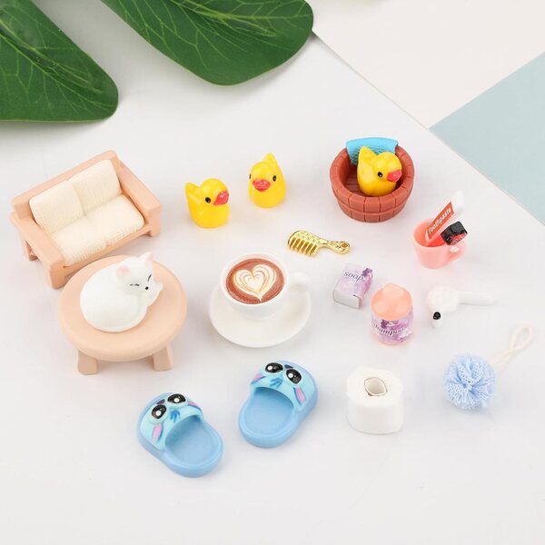 Set 18 Mini Accessori per Sala da Bagno e Salotto Casa delle Bambole in Resina