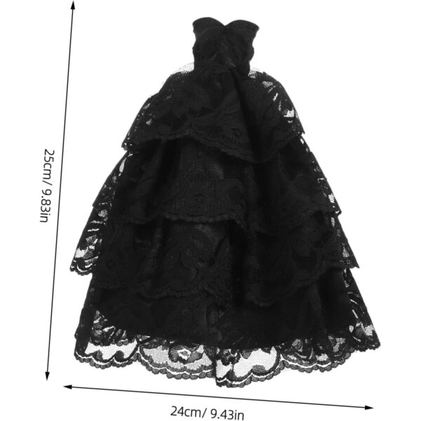 Set aus 2 handgefertigten Puppenhochzeitskleidern aus weißer Spitze – Miniaturkleider