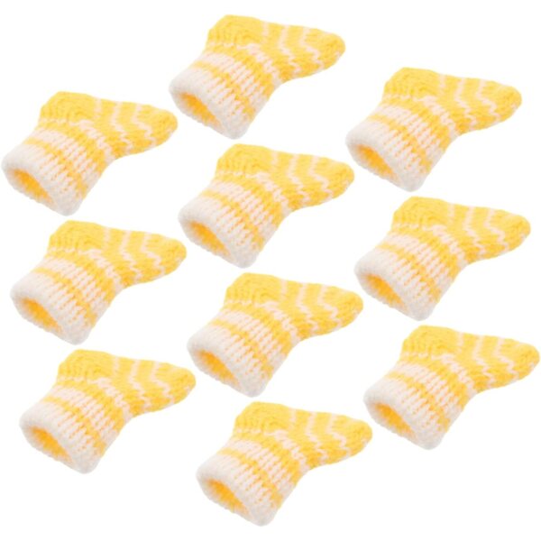 Set 10 Mini Calzini Caldi e Colorati per Bambole – Accessori Invernali per Casa di Bambole