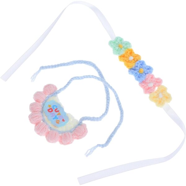 Puppenzubehörset: Weiches und wiederverwendbares Stricklätzchen und Blumenstirnband