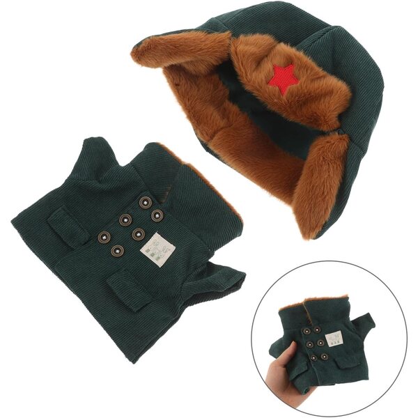 Grünes Winterpuppenkostüm mit Mantel und warmer Mütze aus Polyester