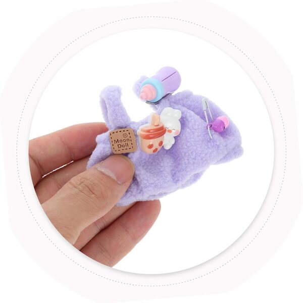 Puppenkleidungsset mit lila Plüschoverall und Kamerazubehör