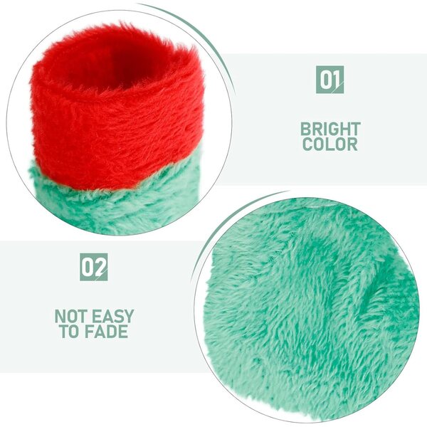 Mini Calzini in Peluche per Bambole Rosso e Bianco Decorazioni Natalizie 6x4 cm
