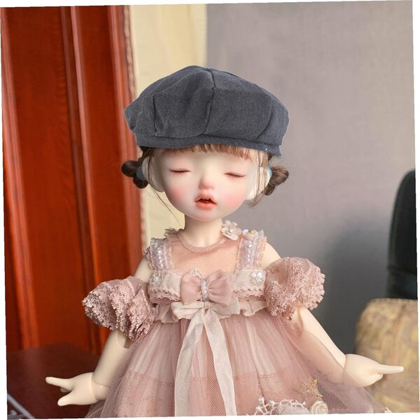 Mini cappello in poliestere grigio scuro per bambole, leggero e resistente, accessorio decorativo