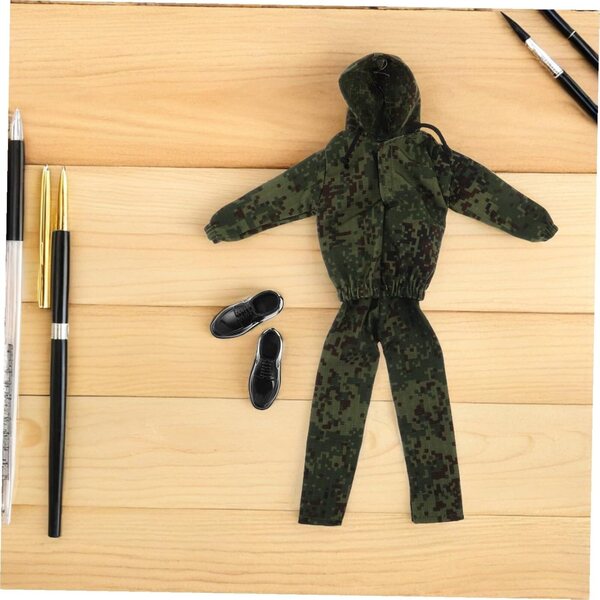 Set Uniforme Militare Camouflage per Bambole 12 Pollici con Giacca, Pantaloni e Scarpe