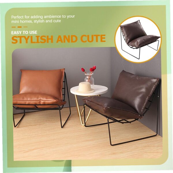 Mini Sedia in Lega e Pelle per Case delle Bambole, Accessorio Decorativo Artigianale