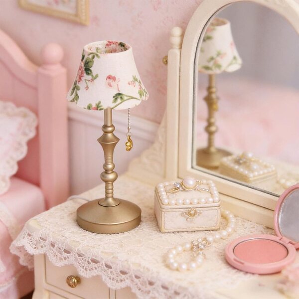 Lampada da Tavolo Miniatura Casa delle Bambole 1:12 con Illuminazione LED in Metallo