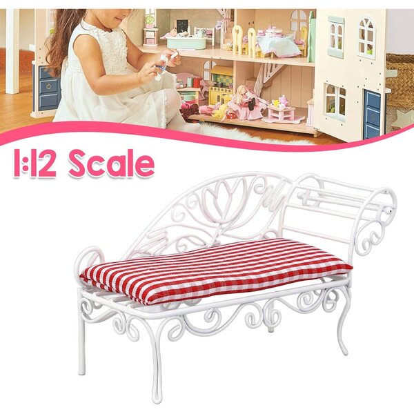Divano letto vintage in ferro per casa delle bambole in scala 1:12, dettagli realistici