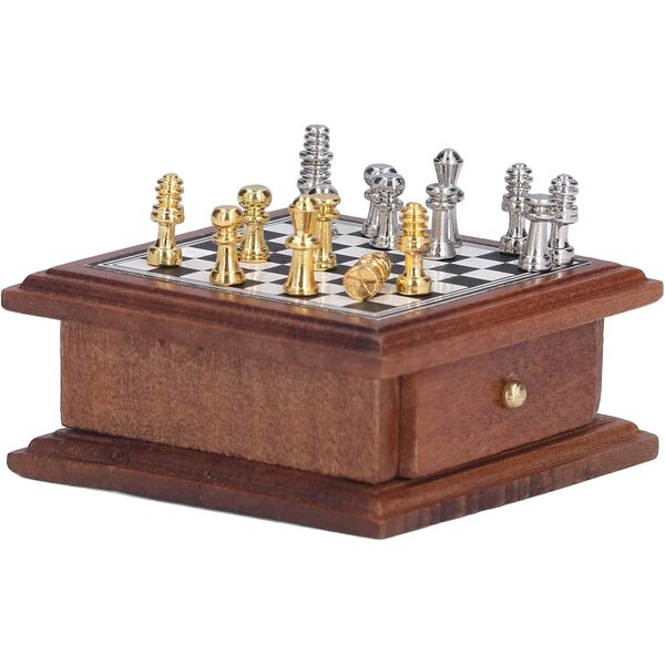 1:12 Miniatur-Schachspiel aus Birke und Metall für Puppenhäuser und Dekoration