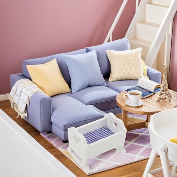 Set 3 Mini-Letti Multicolore 1:12 per Casa delle Bambole – Mobilio Decorativo in Legno e Tessuto