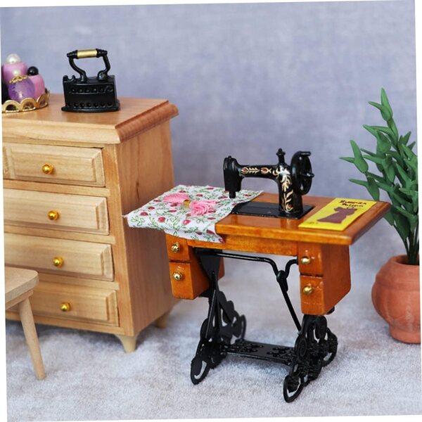 Mini macchina da cucire vintage decorativa per casa delle bambole 8x8x3,5 cm