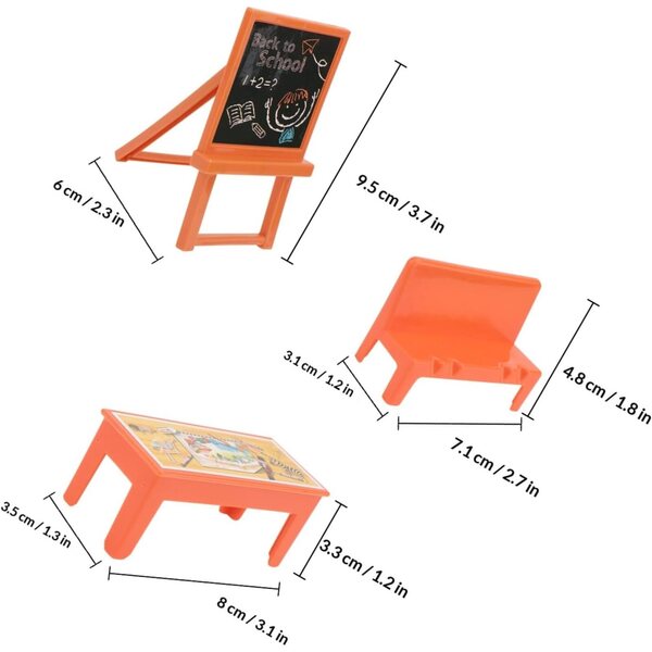 Alasum Mini Set Mobili per Casa delle Bambole: 13 pezzi Lavagna, Scrivanie e Sedie Scolastiche
