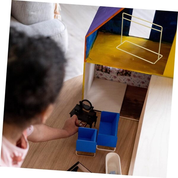 Mini-Kleiderbügelständer aus Gold und Silber für das Puppenhaus – UPKOCH-Set 2-teilig