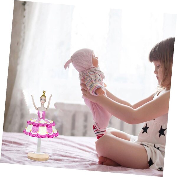 Verstellbarer Holzständer für Puppen von 12–16 cm – stabiles und leichtes Display