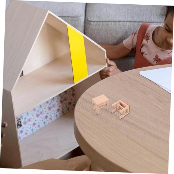 UPKOCH Set 2 Mini Sedie in Legno per Casa delle Bambole, Accessori Decorativi Versatili