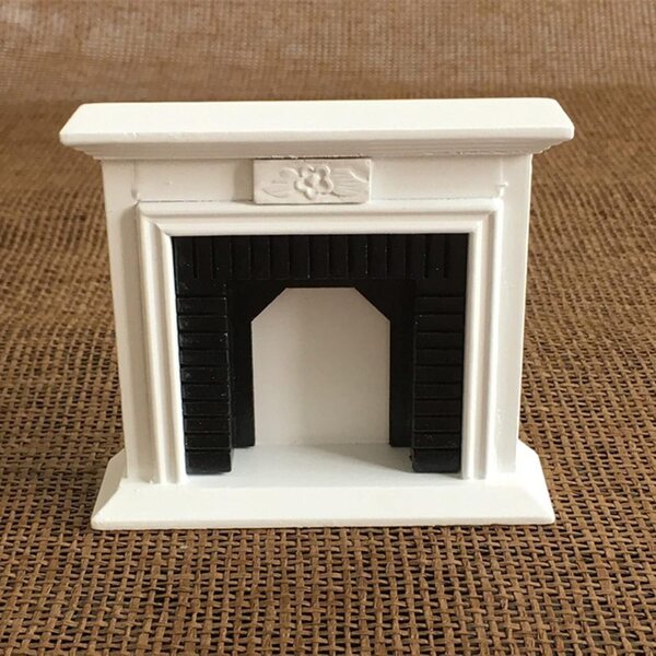 Camino in Miniatura in Legno Realistico per Casa delle Bambole Scala 1:12