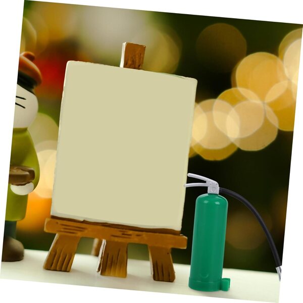 Miniatura Estintore Verde in Plastica Realistica per Modelli e Decorazioni Artistiche
