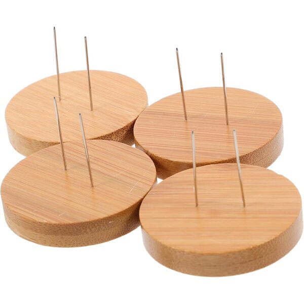 Set 4 supporti in legno beige per bambole all'uncinetto – espositore robusto e sicuro