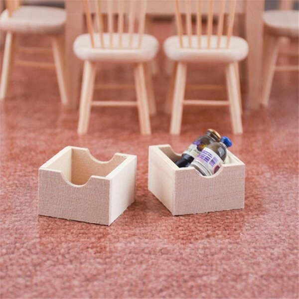Set 3 Mini Mobili per Casa delle Bambole 1:12 in Legno con Scatole e Accessori