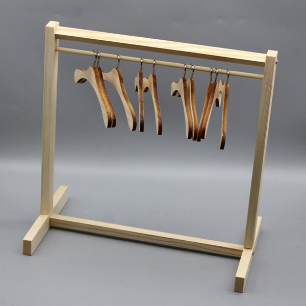 Wäscheleine aus Holz für Puppenkleidung, für große und kleine Puppen