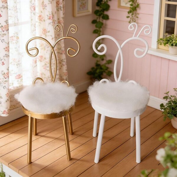 Mini-Eisenstuhl 1:12 für Puppenhaus – Designermöbel für Dioramen