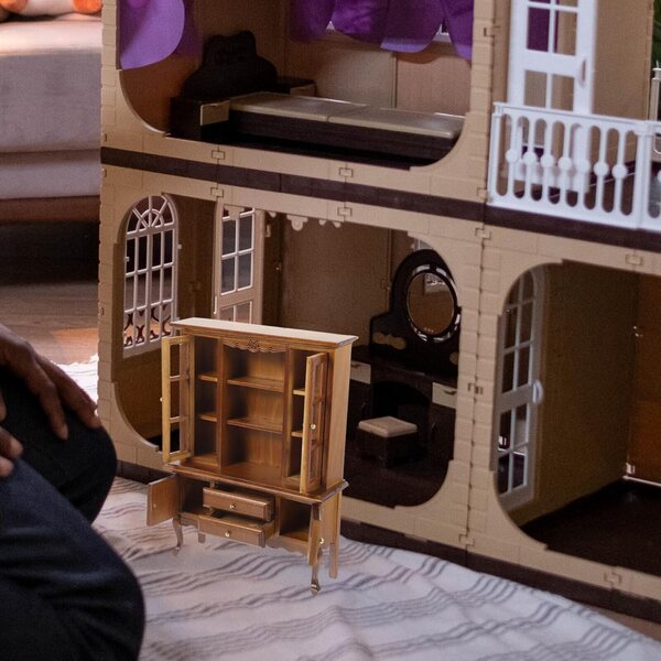 1:12 Miniatur-Holzschrank für Puppenhaus – realistische Dekoration