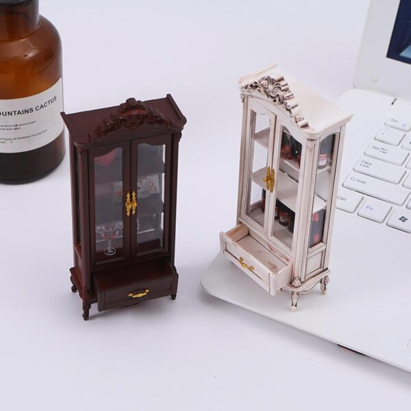 Vintage 1/12 Puppenhaus-Kleiderschrank – dekoratives Schrank- und Ausstellungsset