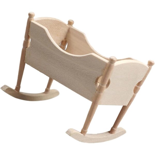 Beigefarbene Mini-Holzwiege für das Puppenhaus – realistisches dekoratives Accessoire