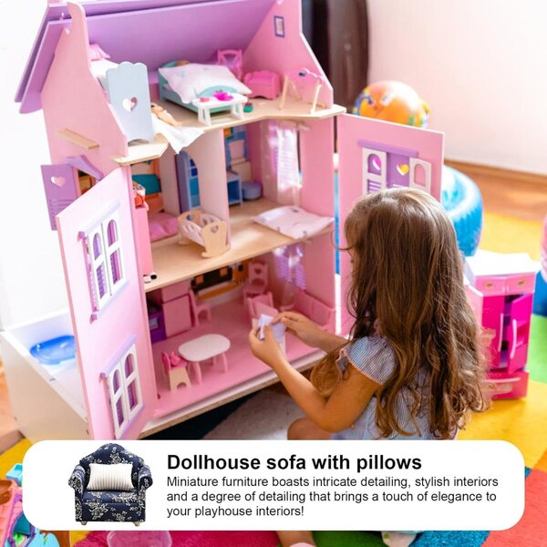 Modernes Puppenhaus-Miniatursofa mit gemusterten Kissen, Maßstab 1:12