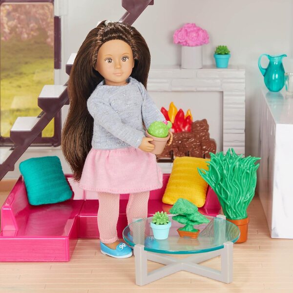 Set da soggiorno urbano per mini-doll Lori 16 cm: divano, tavolo, tappeto e pianta