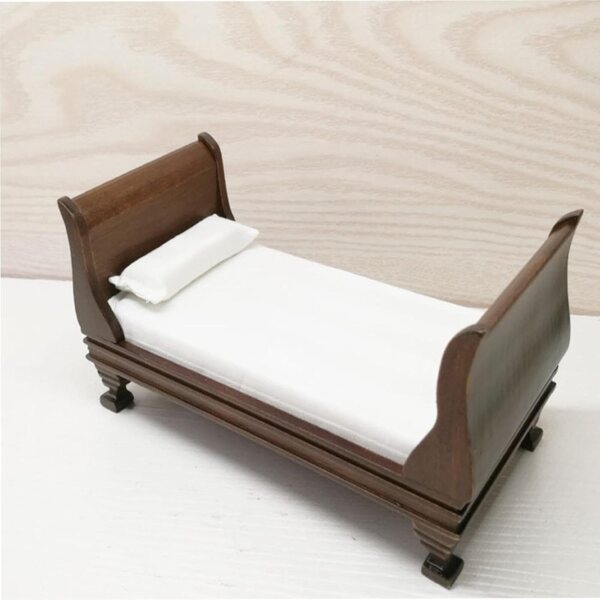 Letto Miniatura 1:12 in Legno per Casa delle Bambole Vintage DuskHaven